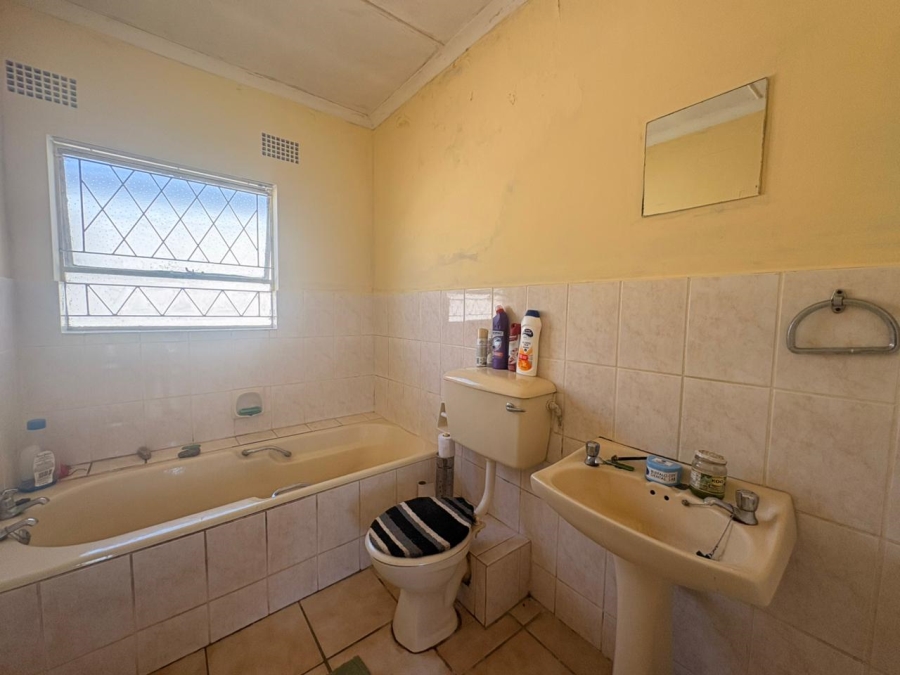 5 Bedroom Property for Sale in Dorchester Heights Eastern Cape